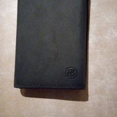 지갑 Esser, iLost를 사용하여 Inntel Hotels Den Haag Marina Beach에 보고됨