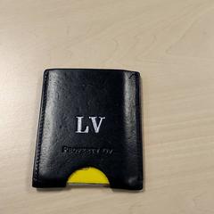 Txartelaren titularra Van Den Meersche, gisa salatu by Regio Oost-Vlaanderen iLost erabiliz