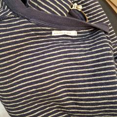 Casaco de criança Marque monoprix taille 8 ans, como reportado por IKEA Grenoble utilizando o iLost