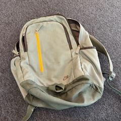 Backpack, as reported by Breng Arnhem using iLost