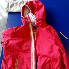 Jacket Tribord Rose, as reported by IKEA Rennes - Pacé using iLost