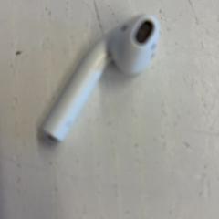 Auricular Apple, segons ha informat GVB mitjançant iLost