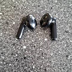 イヤフォン がiLostで Connexxion Amstelveen によって報告されました