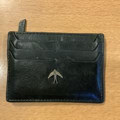 Titular do cartão Riham Ali, como reportado por Gemeente Amsterdam utilizando o iLost