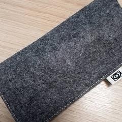 Glasses case with glasses Grijs, as reported by Qbuzz Fryslân using iLost
