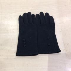 手袋 がiLostで IKEA原宿 によって報告されました