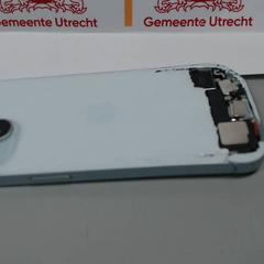 Iphone 13 wit, amint azt Gemeente Utrecht az iLost segítségével jelentette.