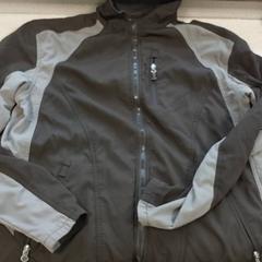 Kleding - Jas, som rapportert av Centraal magazijn ved bruk av iLost