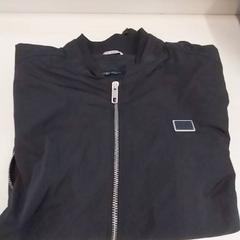 ジャケット がiLostで Arriva Limburg Zuid によって報告されました