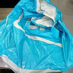 حقائب حمل وحقائب اليد، كما تم الإبلاغ عنه بواسطة Qbuzz GD Groningen HS عبر iLost