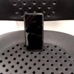 Telefon Samsung, jak nahlášeno Arriva Twents pomocí iLost