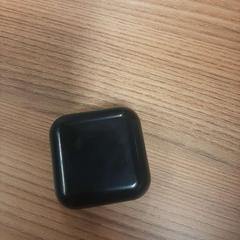 ヘッドホン black がiLostで Vrije Universiteit Brussel (VUB) によって報告されました