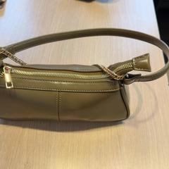 Väska Bruin, rapporterat av Regio Limburg - Leuven med iLost