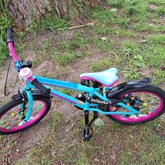 Kinderfiets, amint azt az iLostnak jelentették.