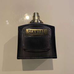 Flaske, som rapportert av Room Mate Bruno ved bruk av iLost