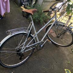 Witte fiets, merk Recycle، كما تم الإبلاغ عنه عبر iLost