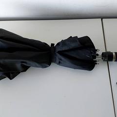 Parapluie, a été signalé par Regio Limburg - Leuven utilisant iLost