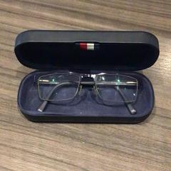Gafas, ha sido reportado por Van der Valk Hotel Zwolle con iLost