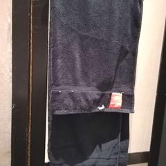 수건 black, iLost를 사용하여 The Dominican에 보고됨