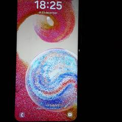 Telefon Rose goud Samsung, zgłoszono przez EBS Tramplein przy użyciu iLost