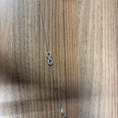 Pulsera silver, ha sido reportado por Vrije Universiteit Brussel (VUB) con iLost