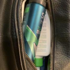 Tas, zoals gemeld door MEININGER Hotel Berlin "Mitte" Humboldthaus met iLost