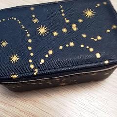 Astuccio Blauw, come riportato da Qbuzz Fryslân utilizzando iLost