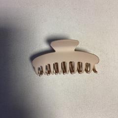 Spona do vlasů Licht beige, jak nahlášeno Artis pomocí iLost