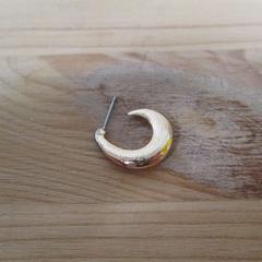 Örhänge, rapporterat av IKEA Heerlen med iLost