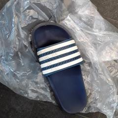 Sandaler, rapporterat av EBS Tramplein med iLost