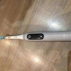 Cepillo de dientes eléctrico OralB, ha sido reportado por Van der Valk Hotel Vianen con iLost