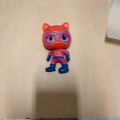 Katten poppetje plastic, iLost를 사용하여 IKEA Zwolle에 보고됨