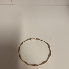 Gouden armband, a été signalé par IKEA Utrecht utilisant iLost