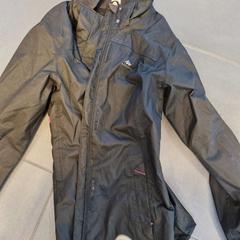 Jakke ZWART, som rapportert av Regio Oost-Vlaanderen ved bruk av iLost