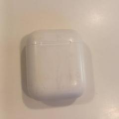 Airpods fodral, rapporterat av RAI Amsterdam med iLost
