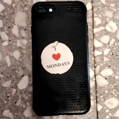 携帯電話 Zwart iPhone がiLostで Gemeente Puurs-Sint-Amands によって報告されました