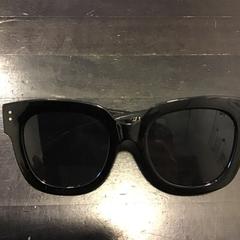 サングラス がiLostで U-OV Utrecht によって報告されました