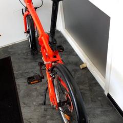 自転車 Oranje がiLostで Arriva Friesland / Groningen によって報告されました
