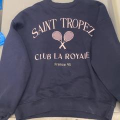 Suéter Donkerblauw en roze, ha sido reportado por IKEA Eindhoven con iLost