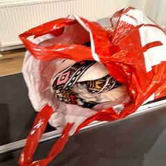 Bolsa de plástico plasic, segundo informou Breng Nijmegen usando iLost