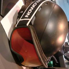 Casco & Gafas, ha sido reportado por SnowWorld Landgraaf con iLost
