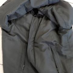 İLost kullanarak Regio Antwerpen - Brussel tarafından bildirildiği gibi Giyim - jas