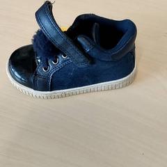 Kleding - Kinderschoen, segundo informou Centraal magazijn usando iLost