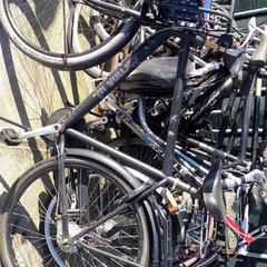 Bicicleta masculina cortina Zwart, segundo informou Stadswerk072 usando iLost