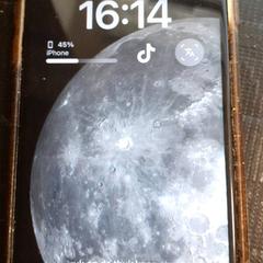 Telefón iPhone, ako bolo nahlásené Qbuzz servicepunt  Emmen pomocou iLost