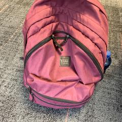 Rugzak Borde, iLost를 사용하여 Connexxion Amstelland-Meerlanden Schiphol Zuid에 보고됨