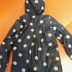 Regenjacke bleu marine, gemeldet von TCL über iLost