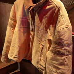 Dzseki Brown, amint azt Club Nyx/Exit Café az iLost segítségével jelentette.