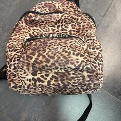 Zaino , Luipaard, come riportato da Centraal magazijn utilizzando iLost