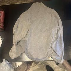 Sveter, ako bolo nahlásené Van der Valk Hotel Amsterdam-Amstel pomocou iLost